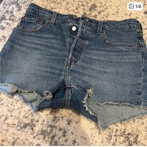 5 pairs of jeans shorts (3 Levis, 1 old navy and 1 pair of the normal brand)